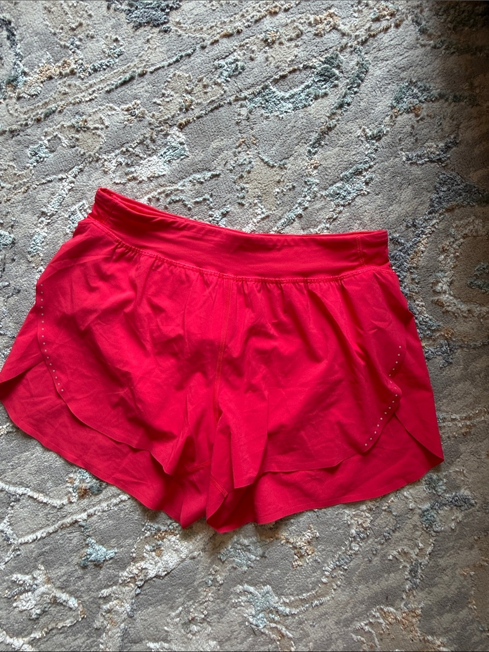 Lululemon fast and free HR short